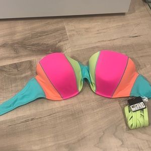 New! Victoria’s Secret Bandeau Bikoni Top